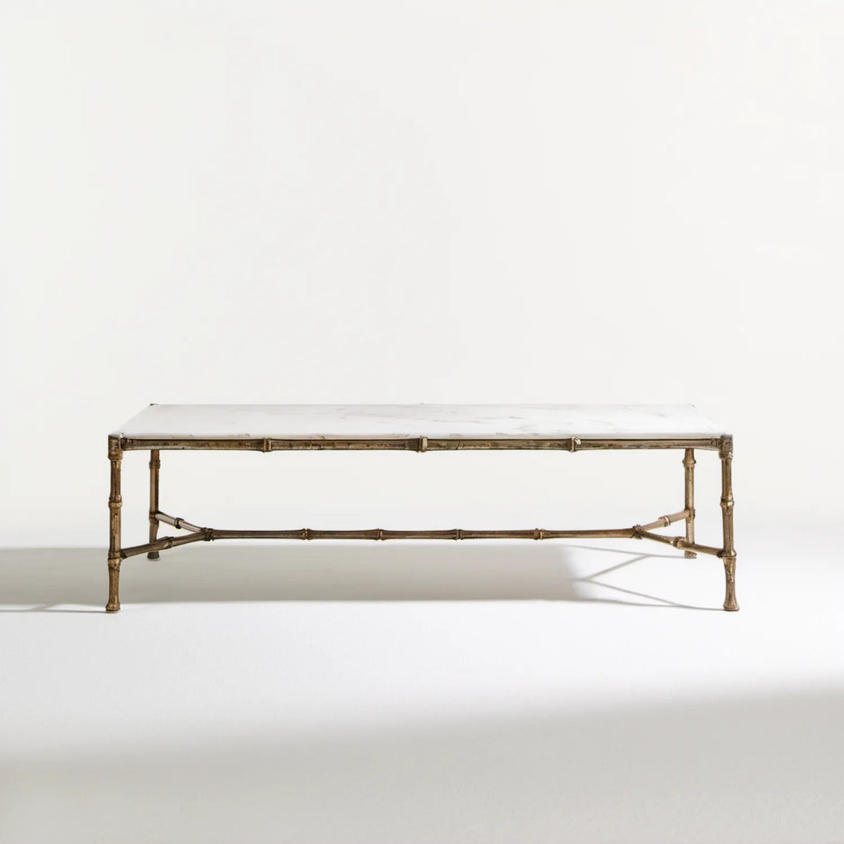 Prostokątny stolik kawowy z marmurowym blatem 130 x 70 x 45 cm Biały/Antyczny mosiądz